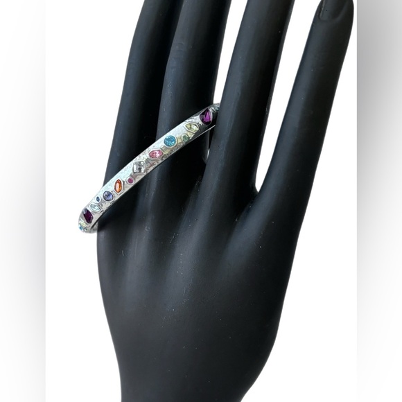 Beautiful Brighton Bangle many colored crystals. Silver Plated Brighton Bag . - Picture 1 of 5